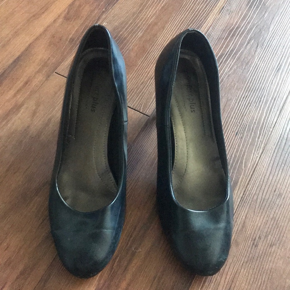 Black heels
